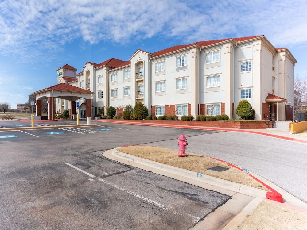 Holiday Inn Express & Suites Oklahoma City Northwest By Ihg Exterior foto