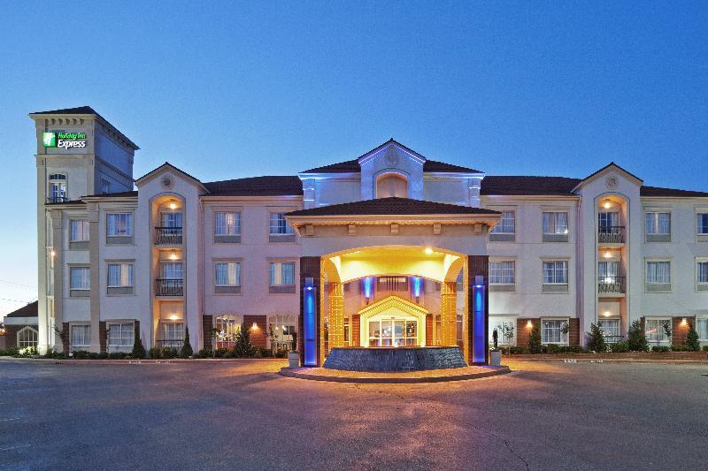 Holiday Inn Express & Suites Oklahoma City Northwest By Ihg Exterior foto